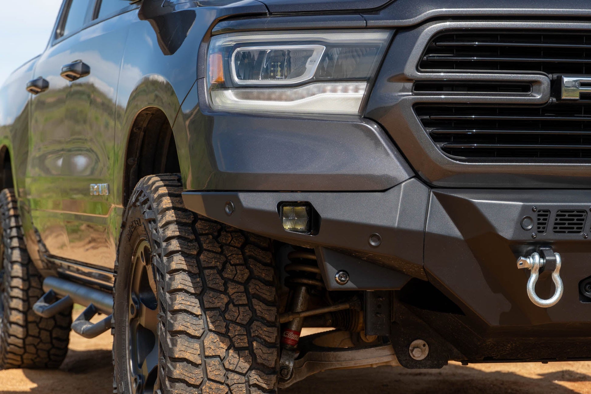 2019-2023-Ram-1500-Spec-Series-Front-Bumper-Installed-01.jpg