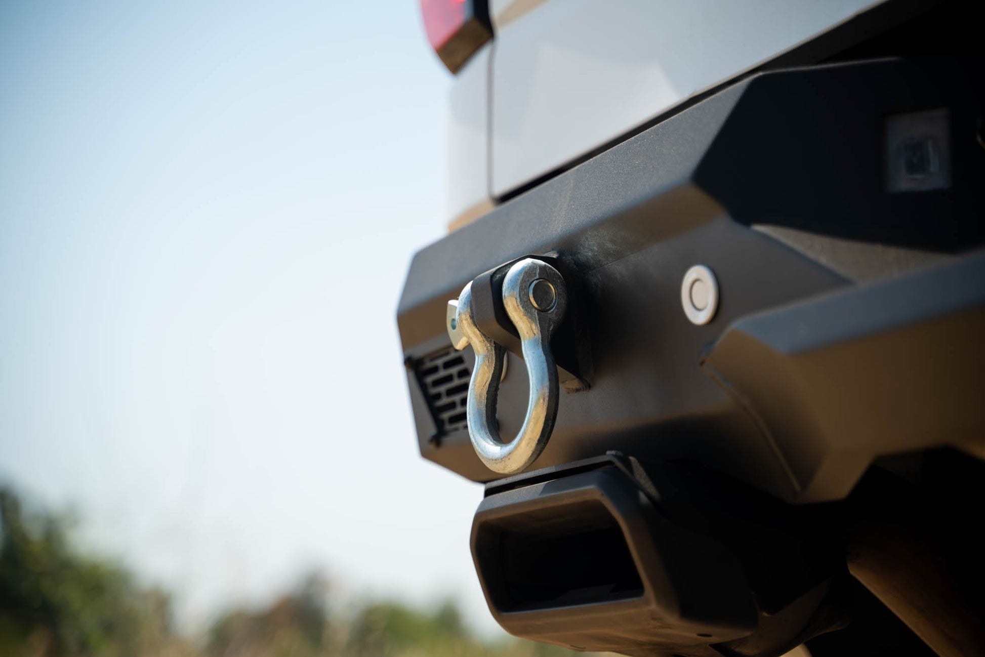 2019-2024-Chevy-GMC-1500-Spec-Series-Rear-Bumper-Installed-07.jpg