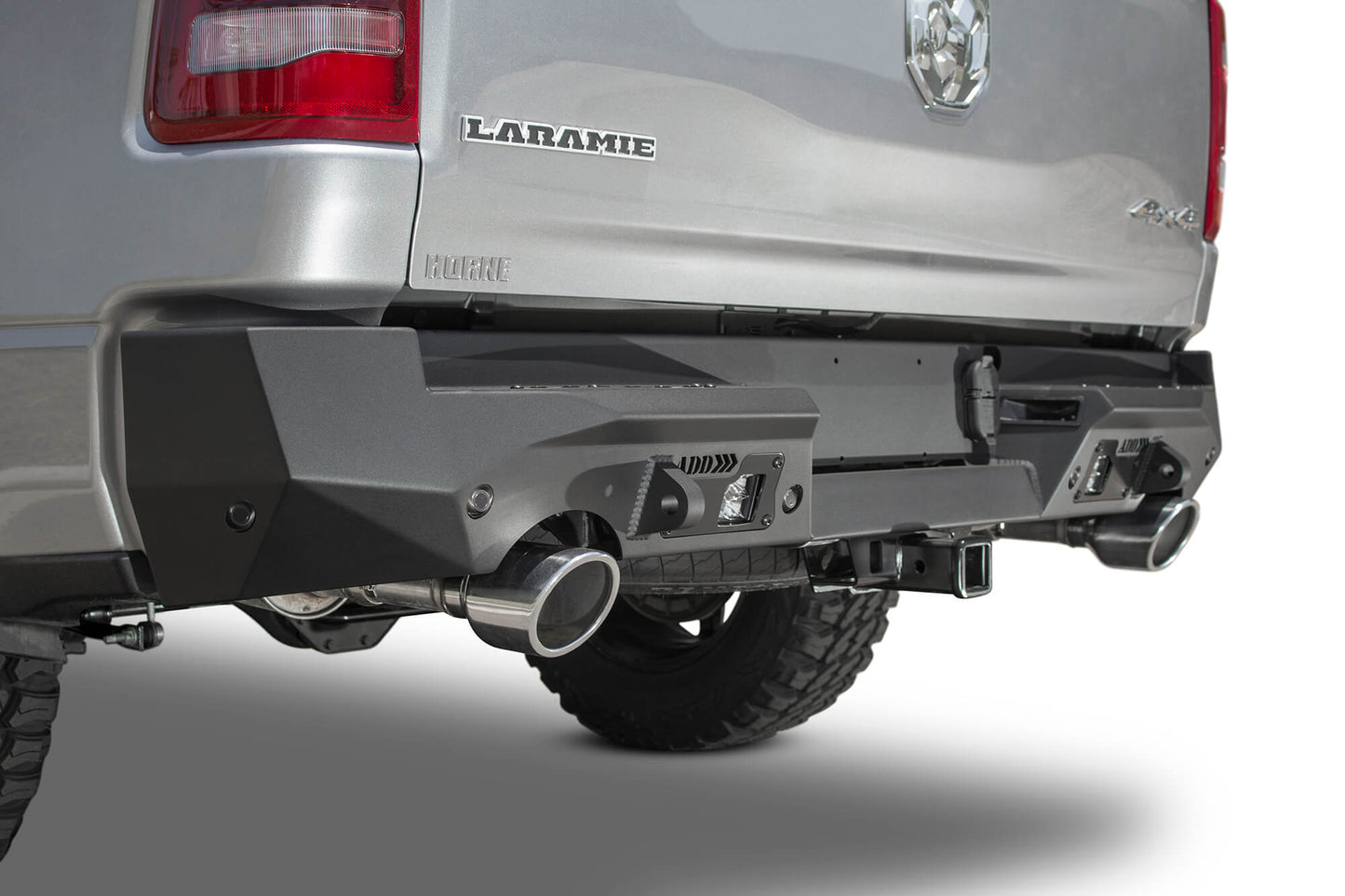 2019-dodge-ram-1500-rear-bumper_0f30a613-27d0-4c76-bf6e-e270d4df4994.jpg