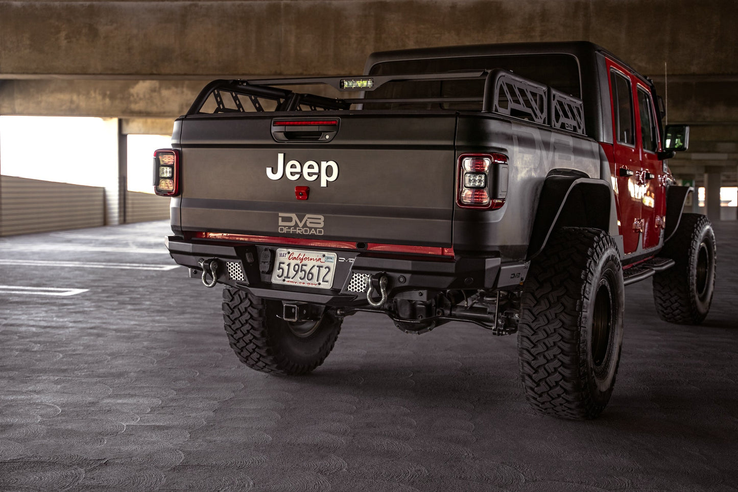 2020-2023-Jeep-Gladiator-JT-MTO-Series-Rear-Bumper_installed_2.jpg