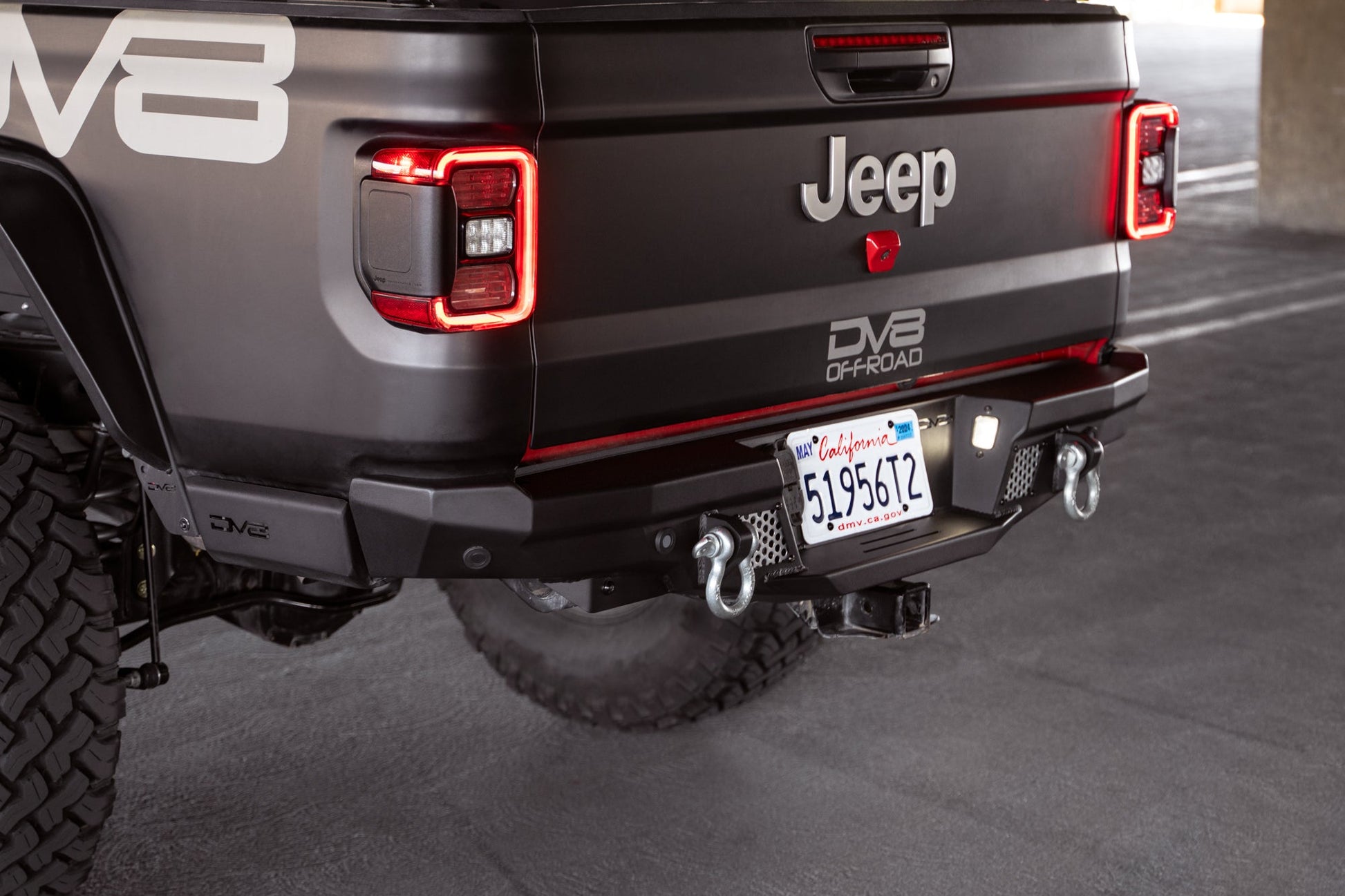 2020-2023-Jeep-Gladiator-JT-MTO-Series-Rear-Bumper_installed_4.jpg