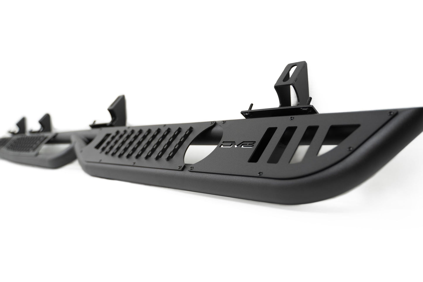 2020-2023-Jeep-Gladiator-JT-OE-Plus-Side-Steps_Offtruck-05.jpg