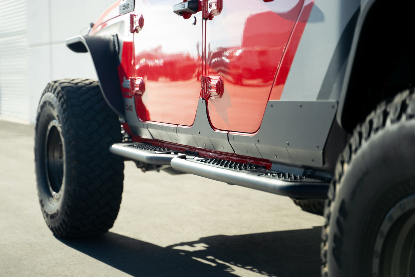 2020-2023-Jeep-Gladiator-JT-Rock-Skins_Installed-07.jpg