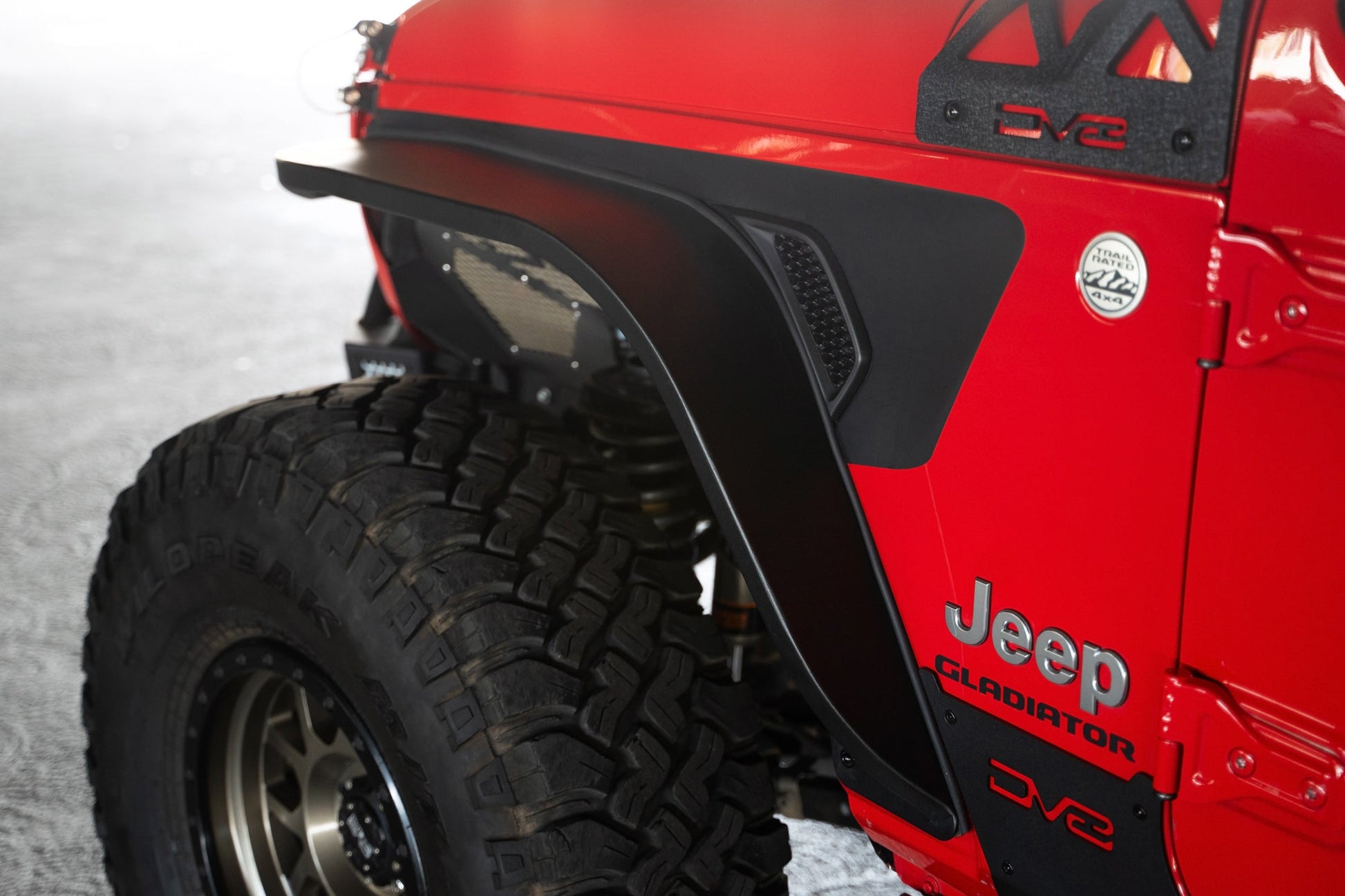 2020-2023_Jeep-Gladiator-JT-Slim-Fender-Flares_Installed-07.jpg