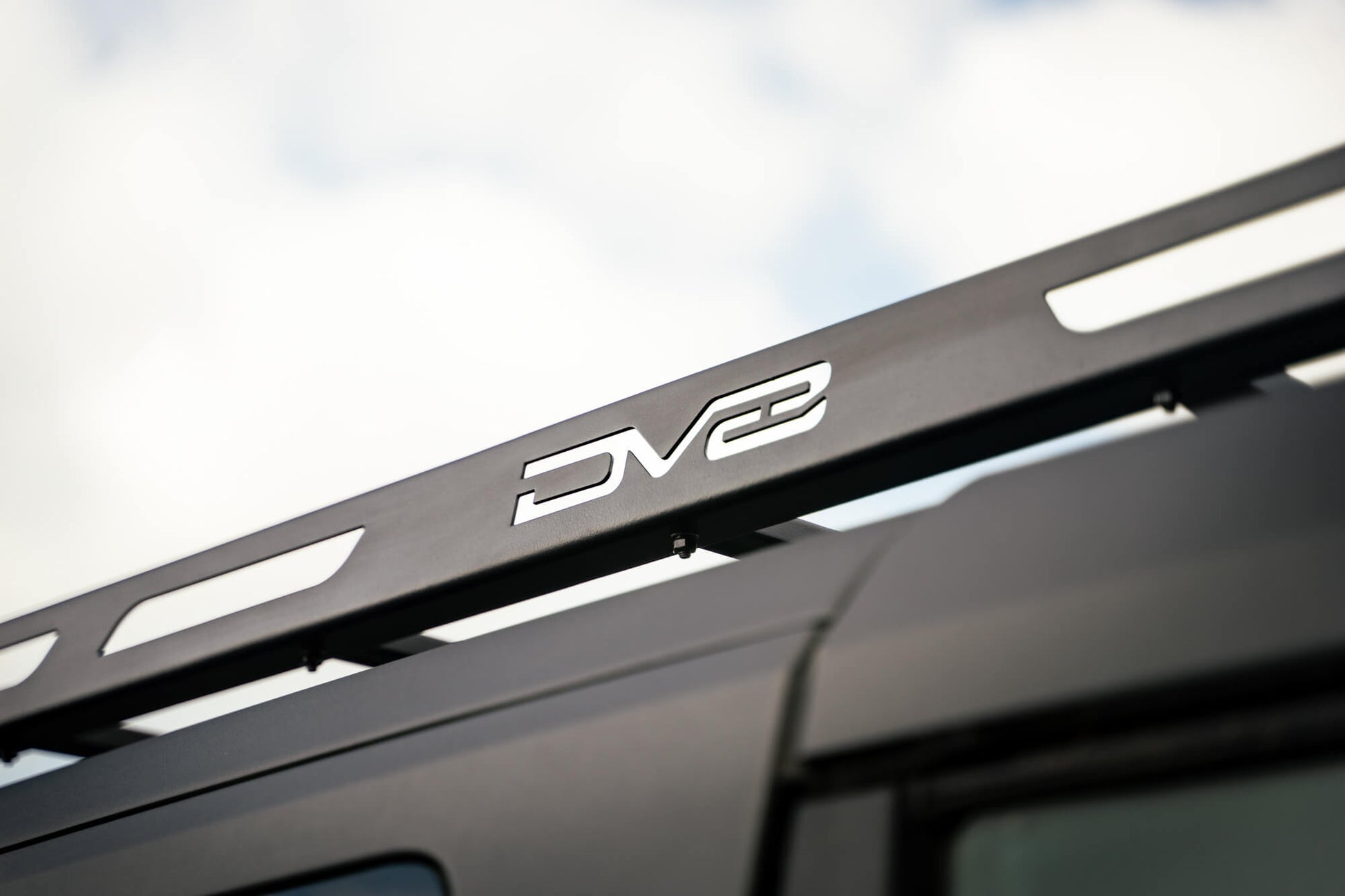 2021-2023-Ford-Bronco-2-Door-Hard-Top-Roof-Rack-DV8.jpg