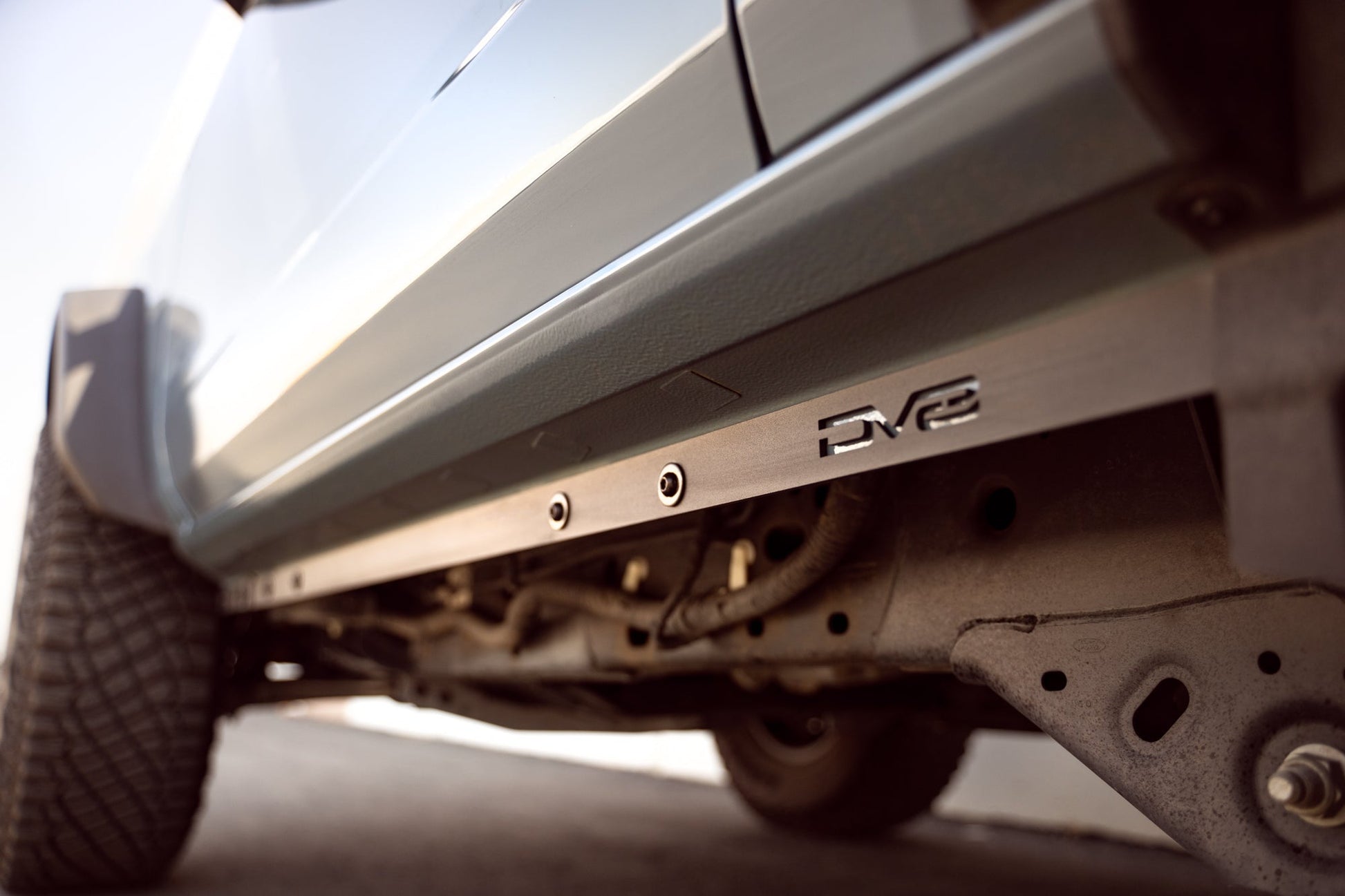 2021-2023-Ford-Bronco-2-Door-Pinch-Weld-Covers_installed_10.jpg