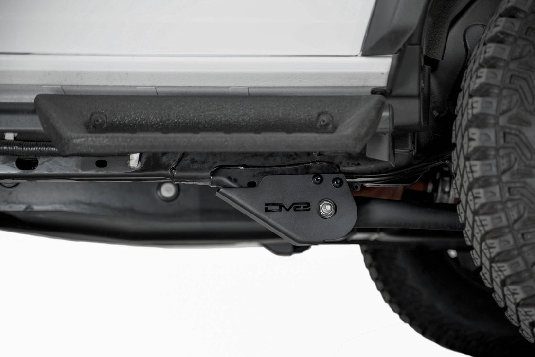 2021-2023-Ford-Bronco-Frame-Side-Trailing-Arm-Skid-Plate_Installed-03.jpg