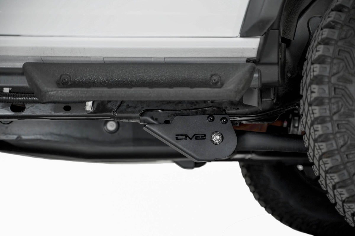 2021-2023-Ford-Bronco-Frame-Side-Trailing-Arm-Skid-Plate_Installed-03.jpg