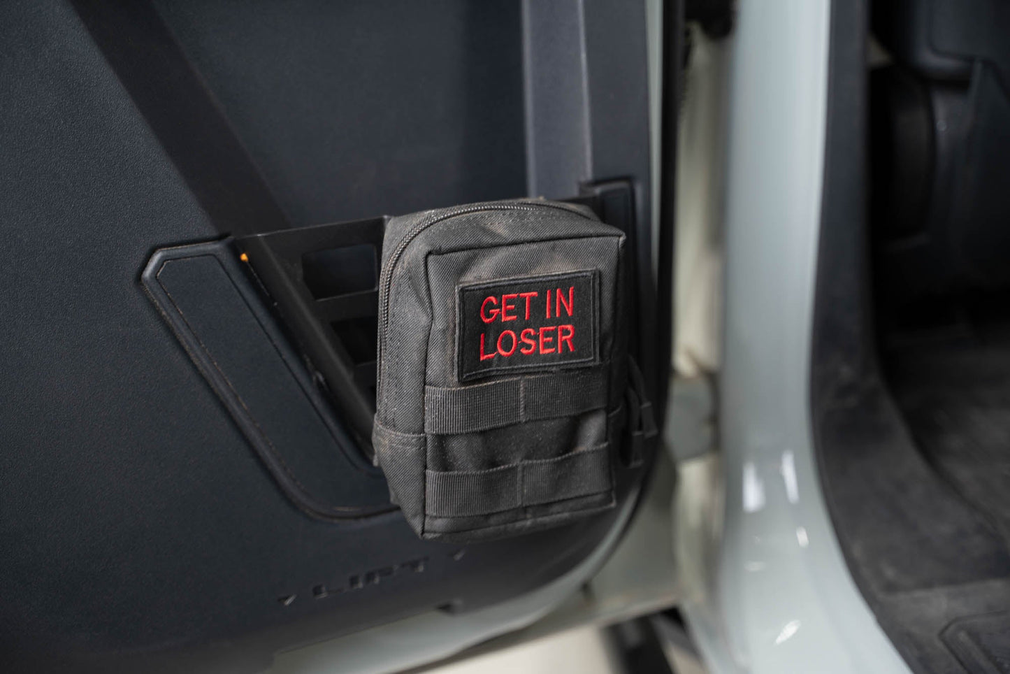 2021-2023-Ford-Bronco-Rear-Door-Pocket-Molle-Panels_Installed-07.jpg