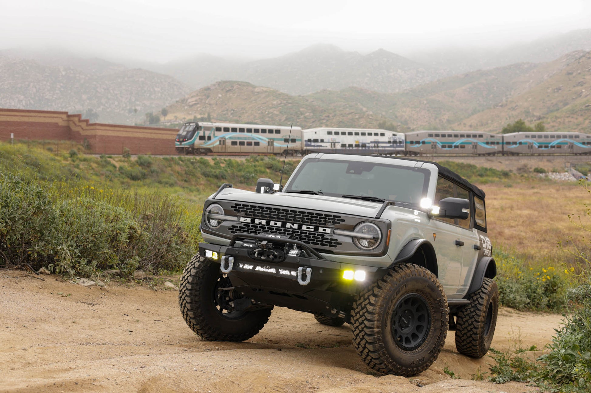 2021-2023-Ford-Bronco-Spec-Series-Front-Bumper-Installed-15.jpg