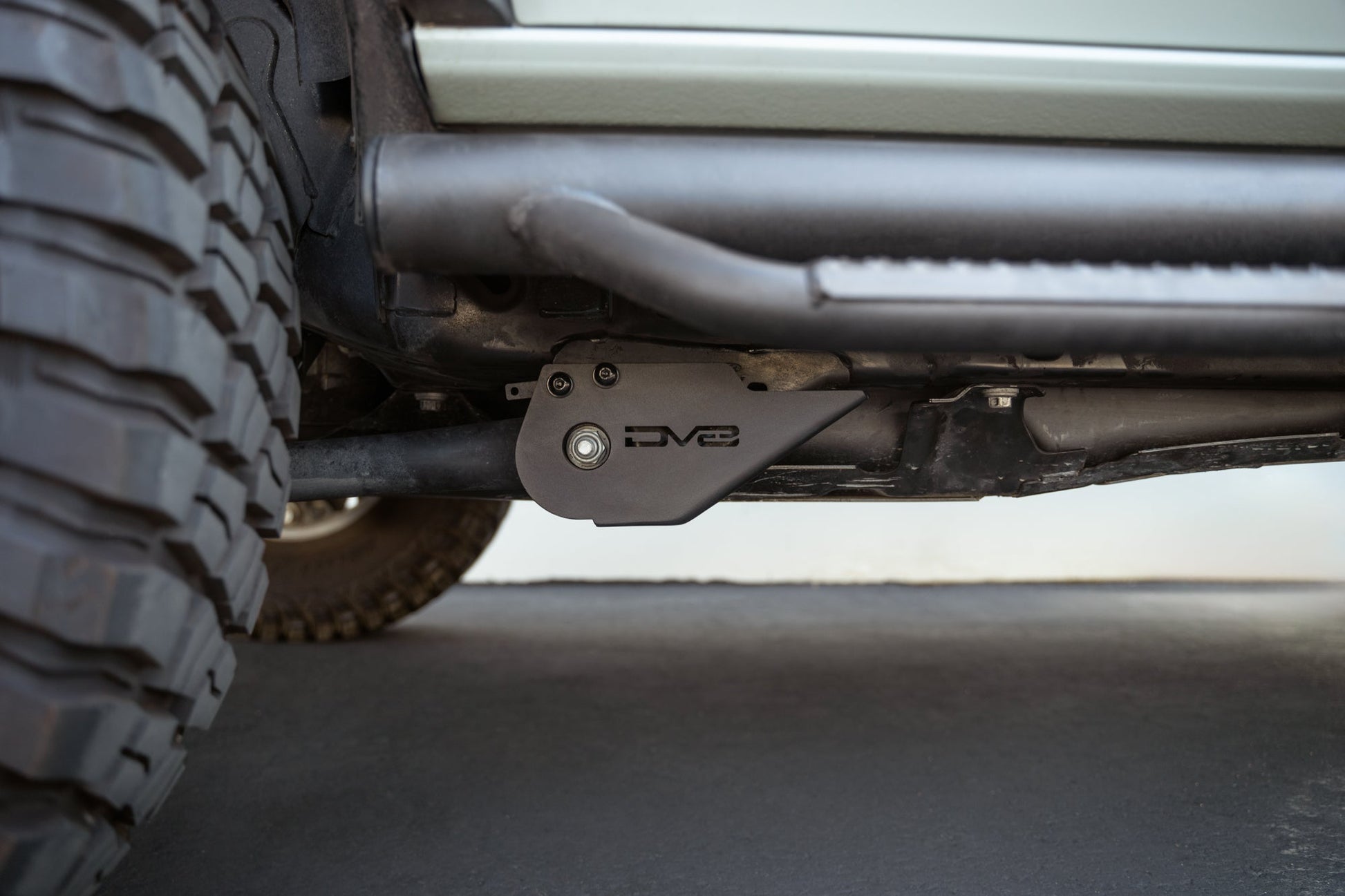 2021-2023-Ford-Bronco-Trailing-Arm-Skid-Plates_Installed_2.jpg
