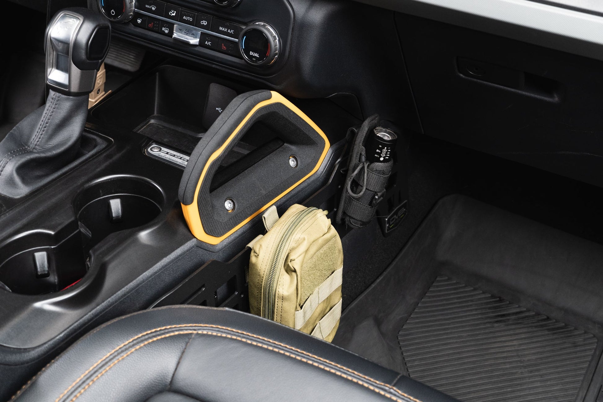 2021-2024-Ford-Bronco-Center-Console-Molle-Panels-Installed-4.jpg