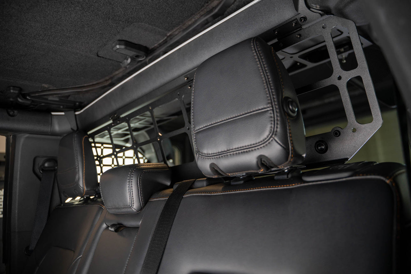 2021-2024-Ford-Bronco-Dog-Barrier-Installed-19.jpg