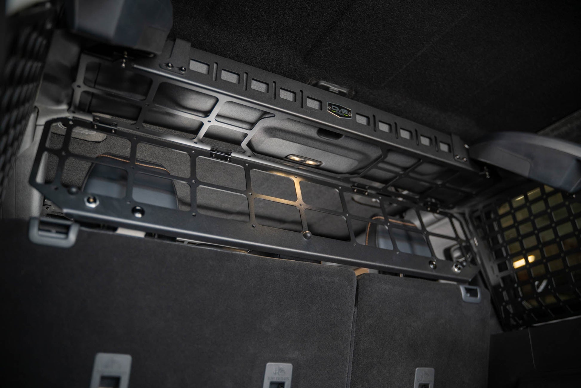 2021-2024-Ford-Bronco-Dog-Barrier-Installed-20.jpg