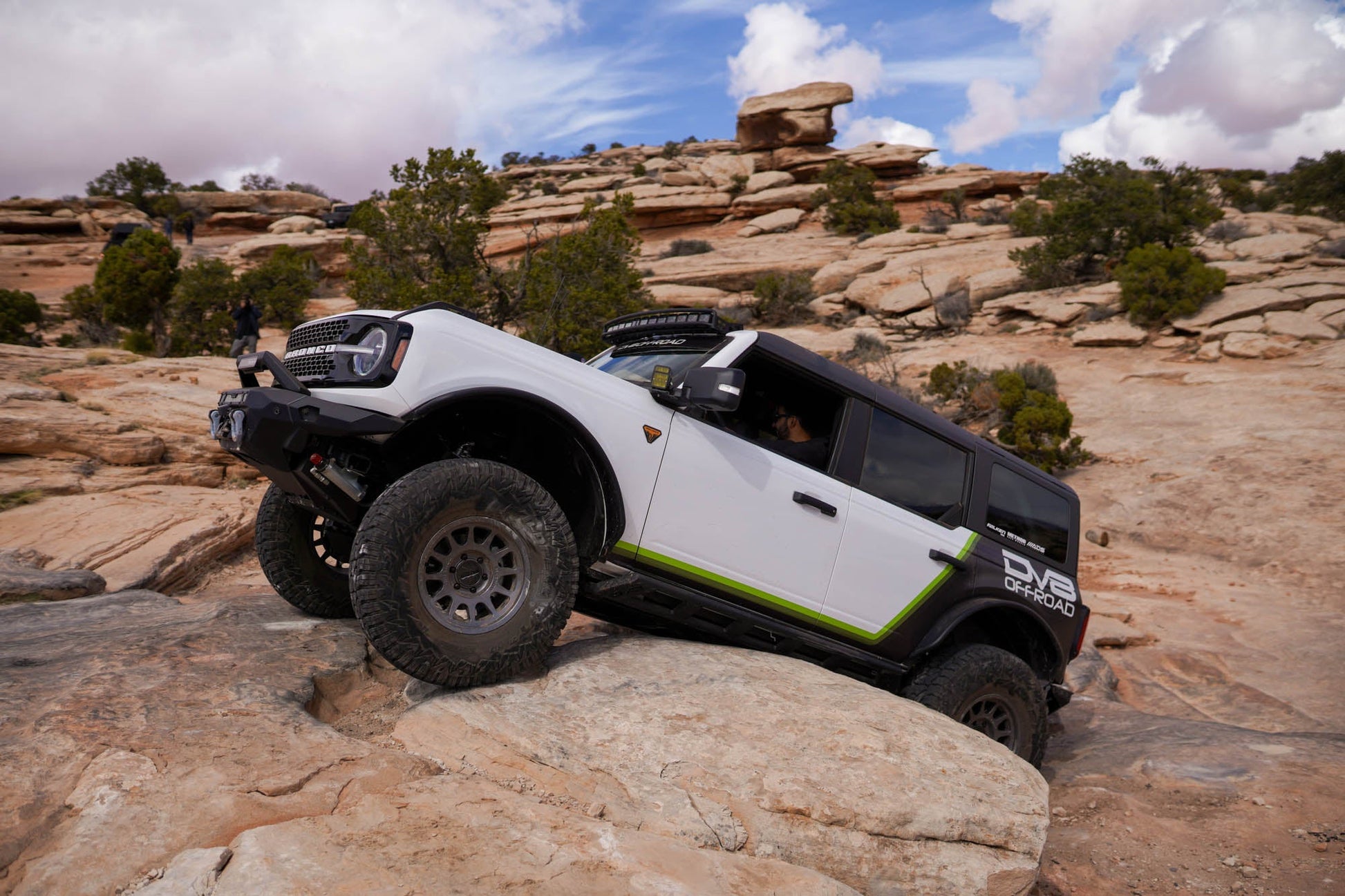 2021-2024-Ford-Bronco-FS-15-4-Door-Rock-Sliders-V2-Trail-Tested-2.jpg