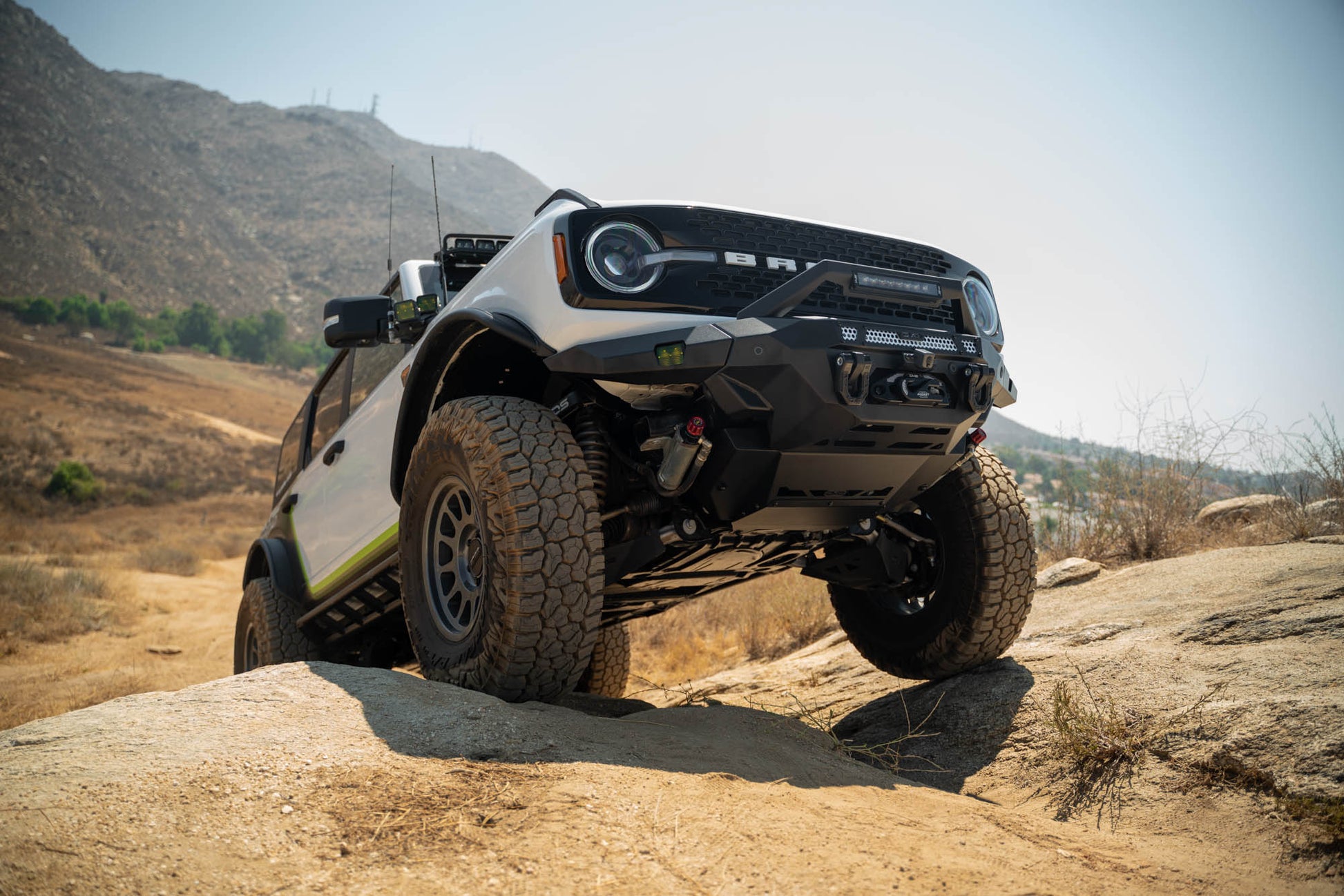 2021-2024-Ford-Bronco-Low-Pro-Skid-Plate-Installed-2.jpg