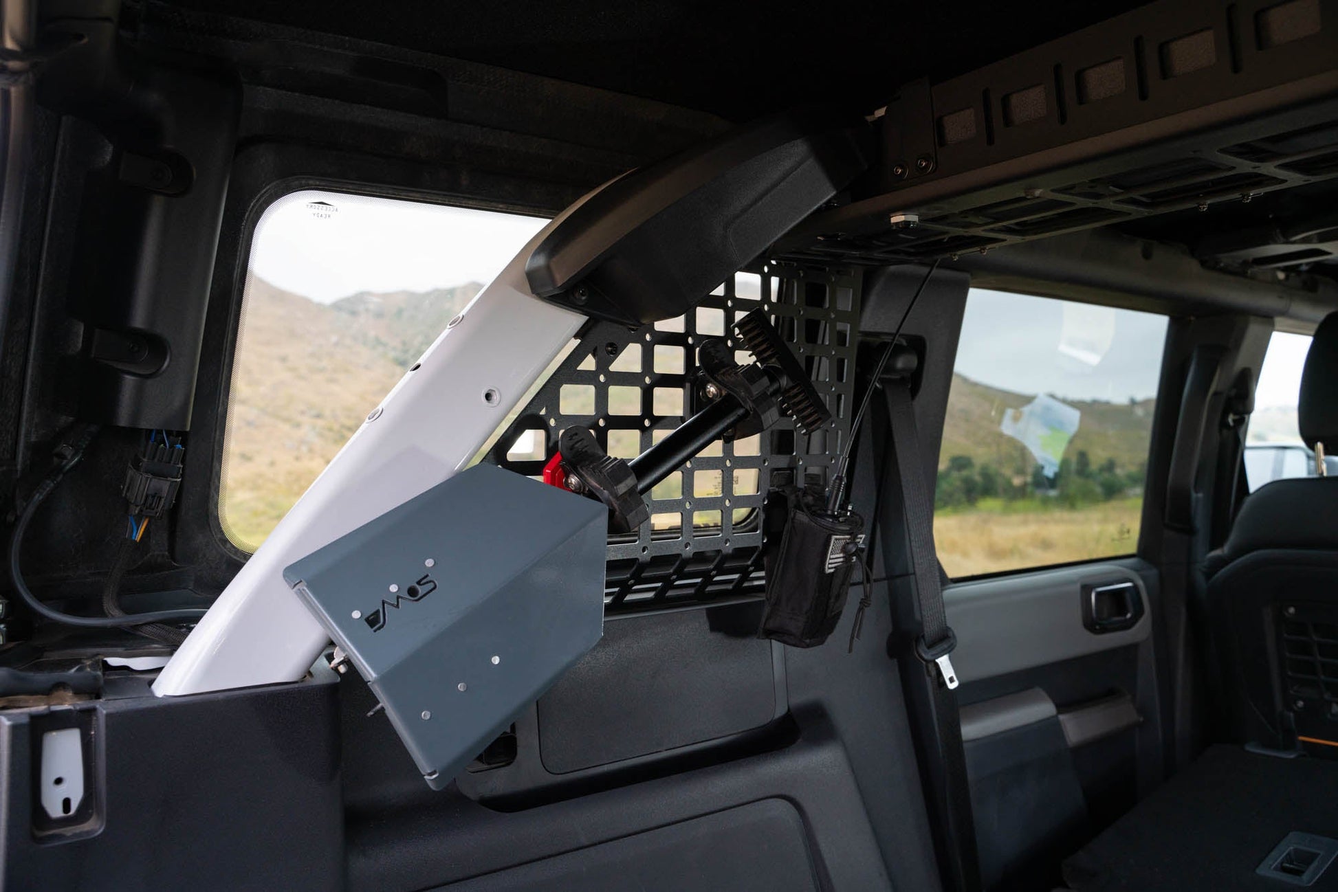 2021-2024-Ford-Bronco-Pocketed-Rear-Window-Molle-Panels-Installed-11.jpg
