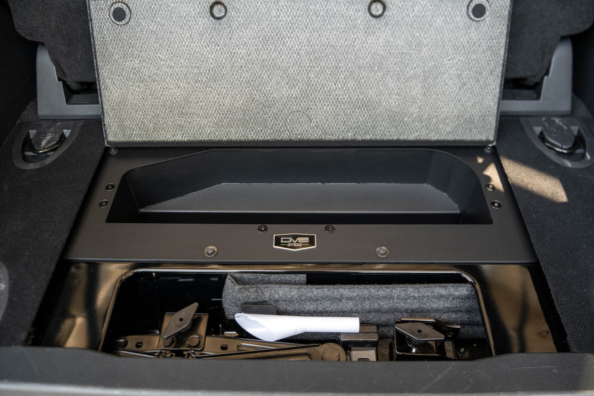 2021-2024-Ford-Bronco-Storage-Compartment-Installed-1.jpg