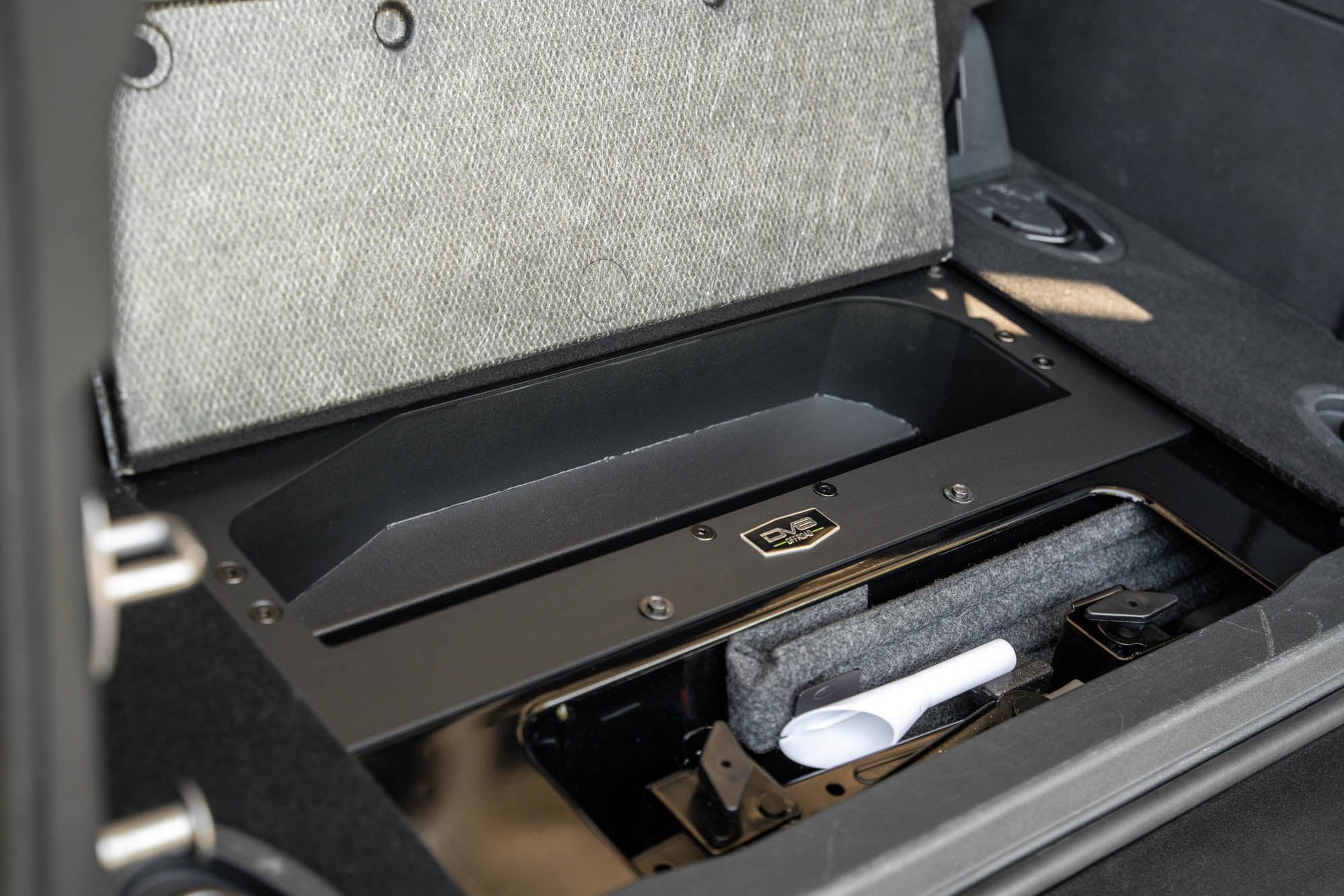 2021-2024-Ford-Bronco-Storage-Compartment-Installed-2.jpg