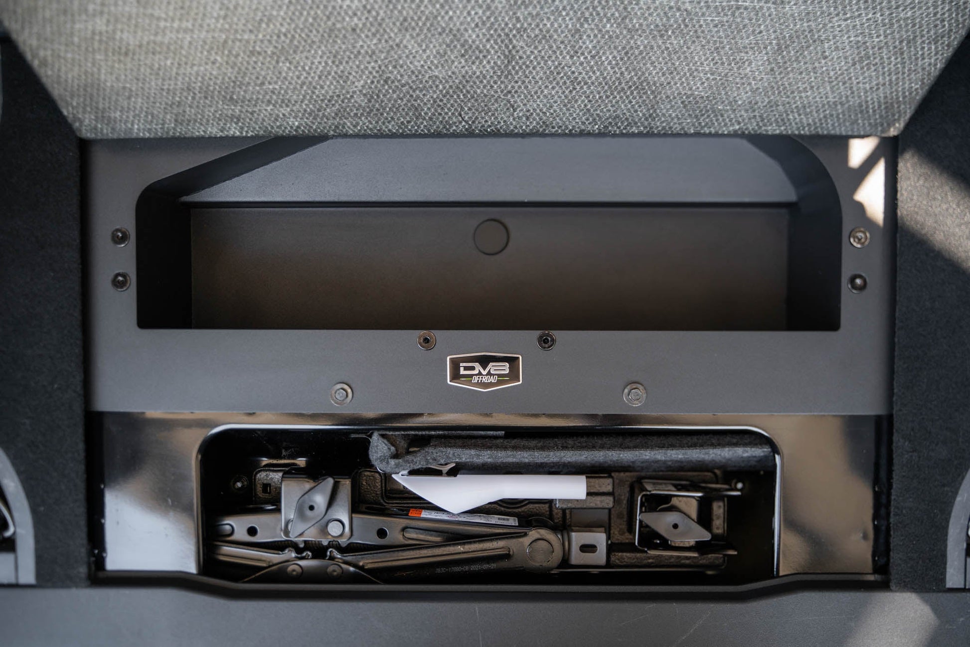 2021-2024-Ford-Bronco-Storage-Compartment-Installed-4.jpg