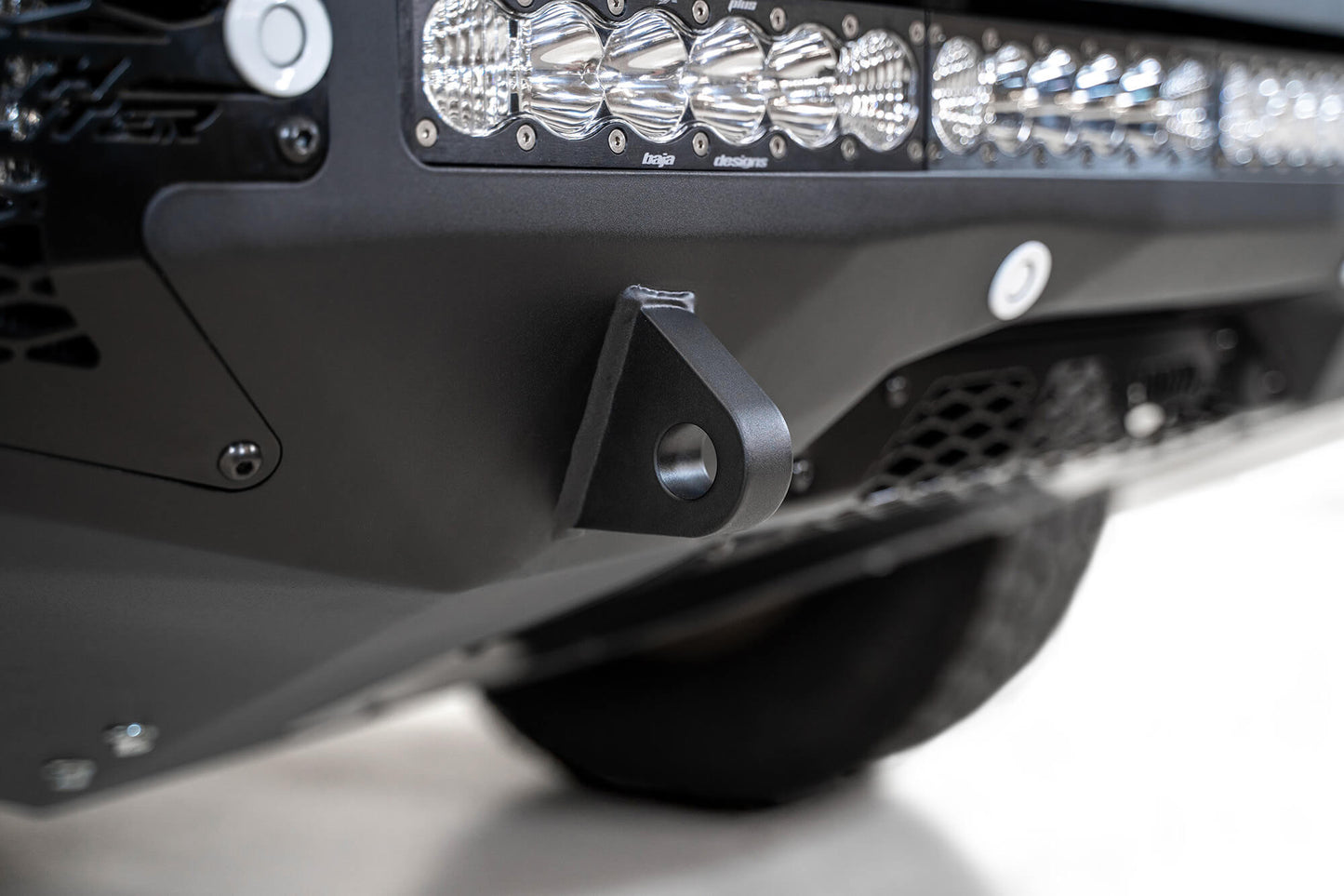 2021-GMC-Sierra-1500-bumper.jpg