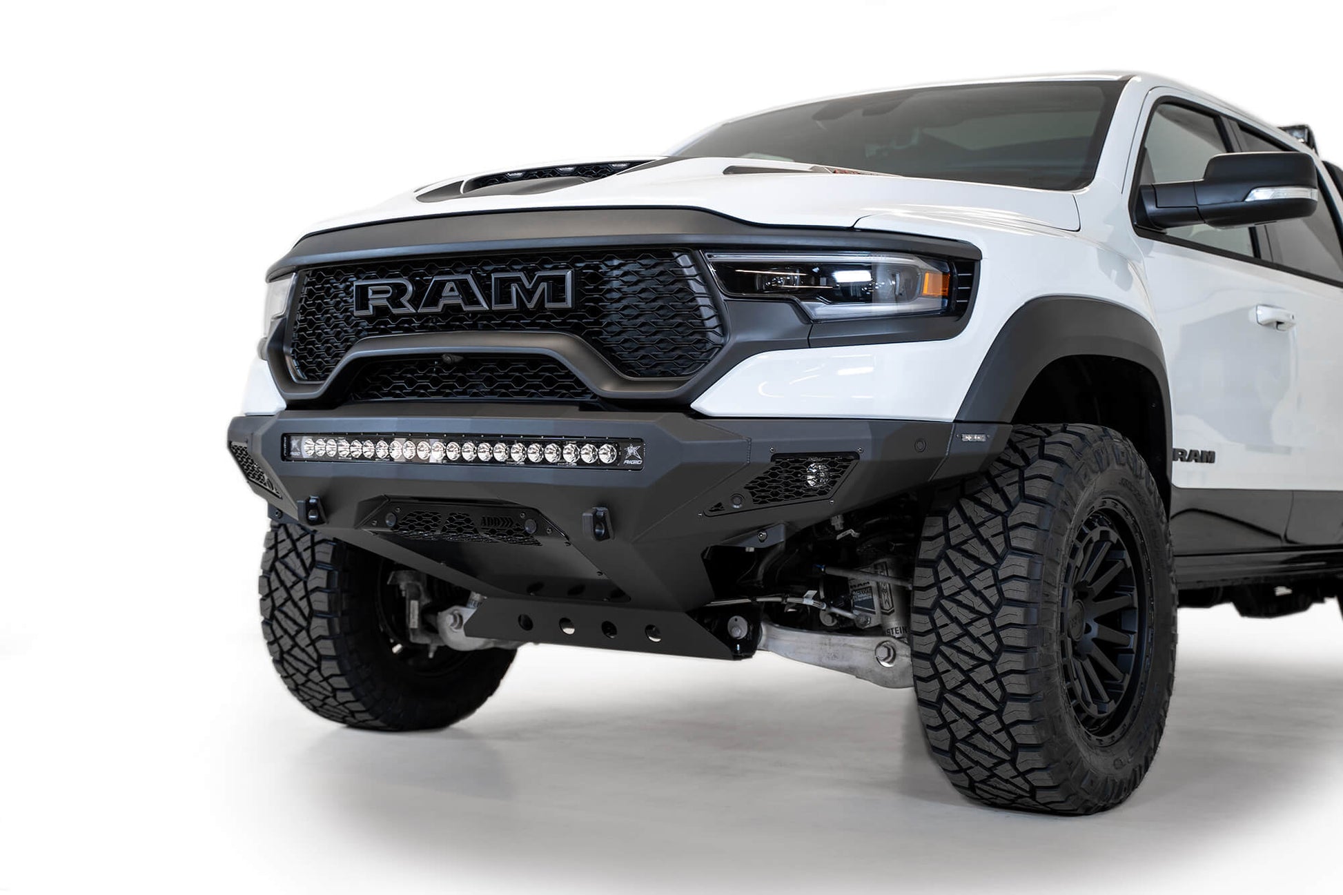 2021-RAM-TRX-front-bumper.jpg