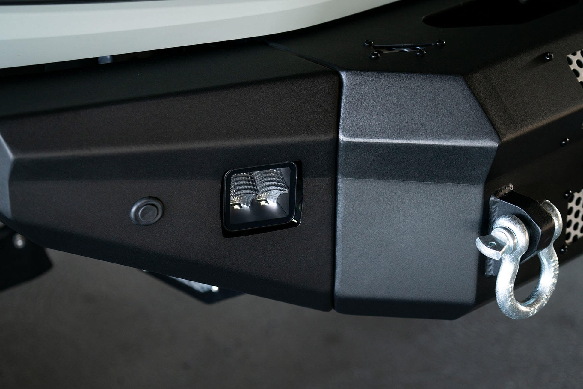 2021-bronco-front-bumper.jpg