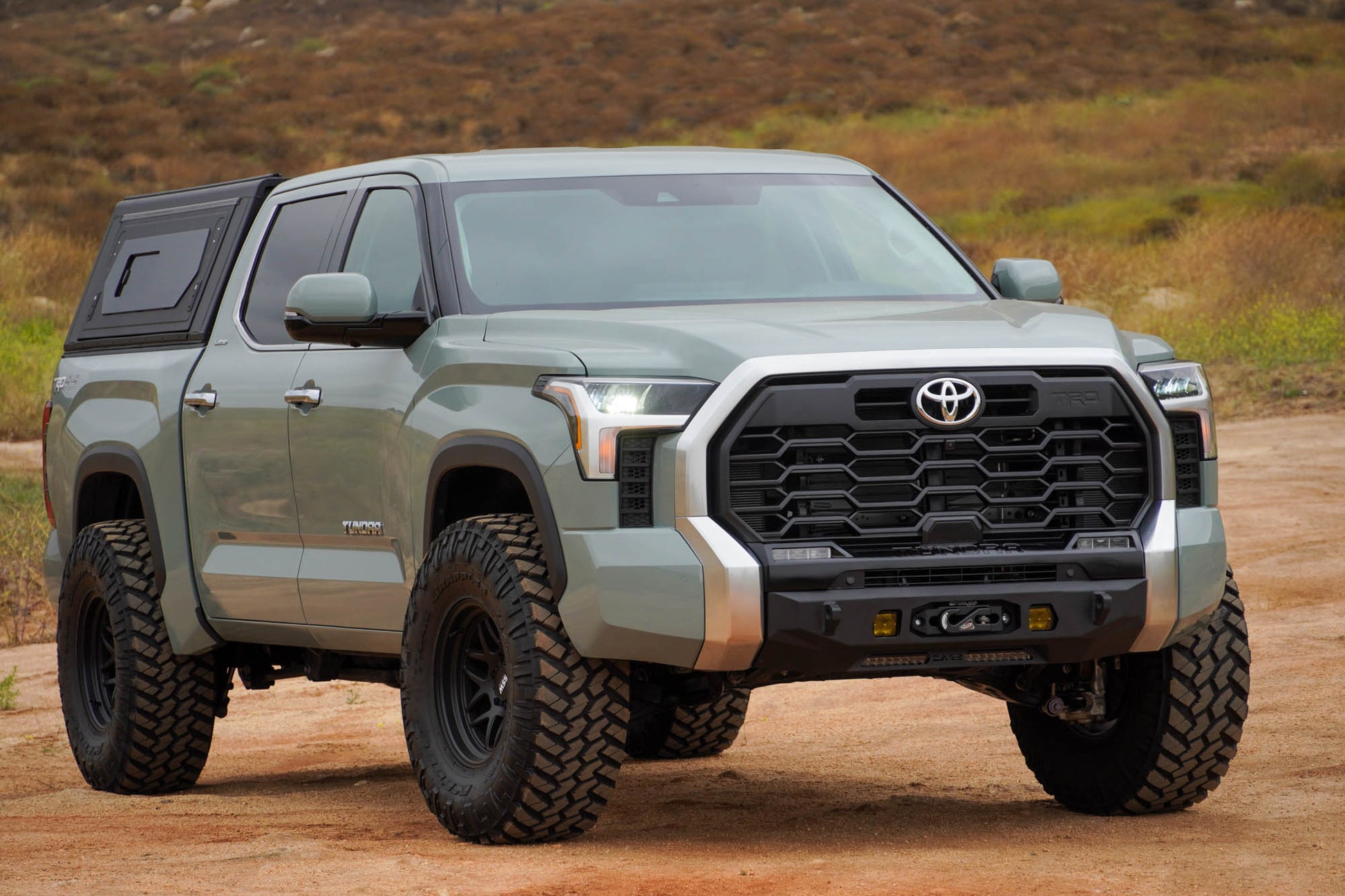 2022-2023-Toyota-Tundra-Centric-Series-Front-Bumper_Installed-01.jpg