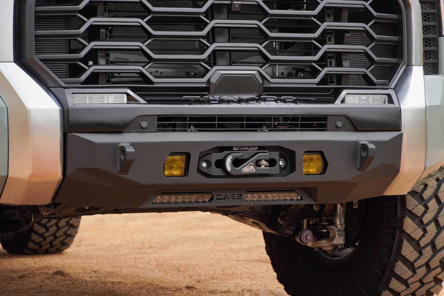 2022-2023-Toyota-Tundra-Centric-Series-Front-Bumper_Installed-03.jpg