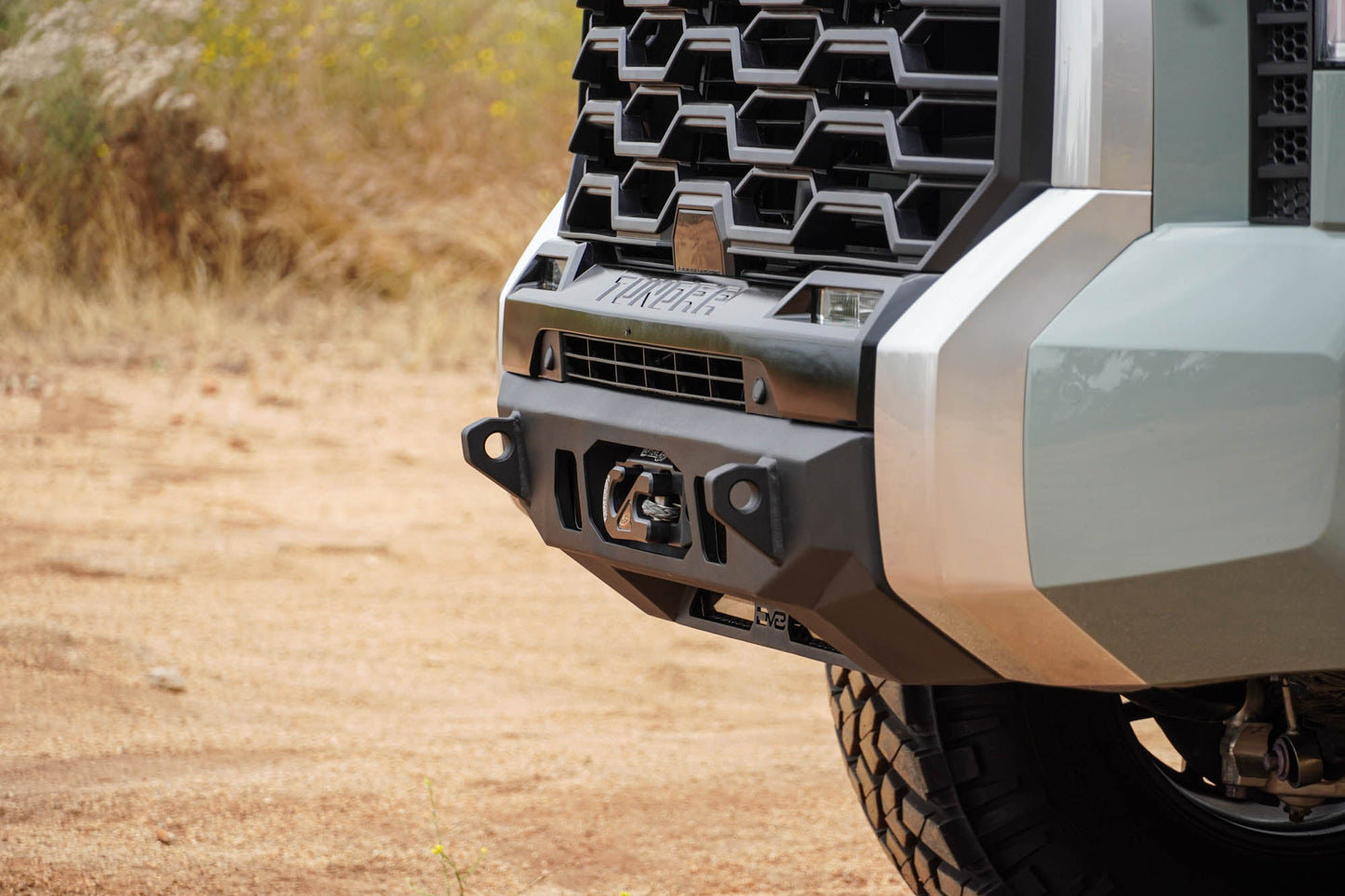 2022-2023-Toyota-Tundra-Centric-Series-Front-Bumper_Installed-04.jpg