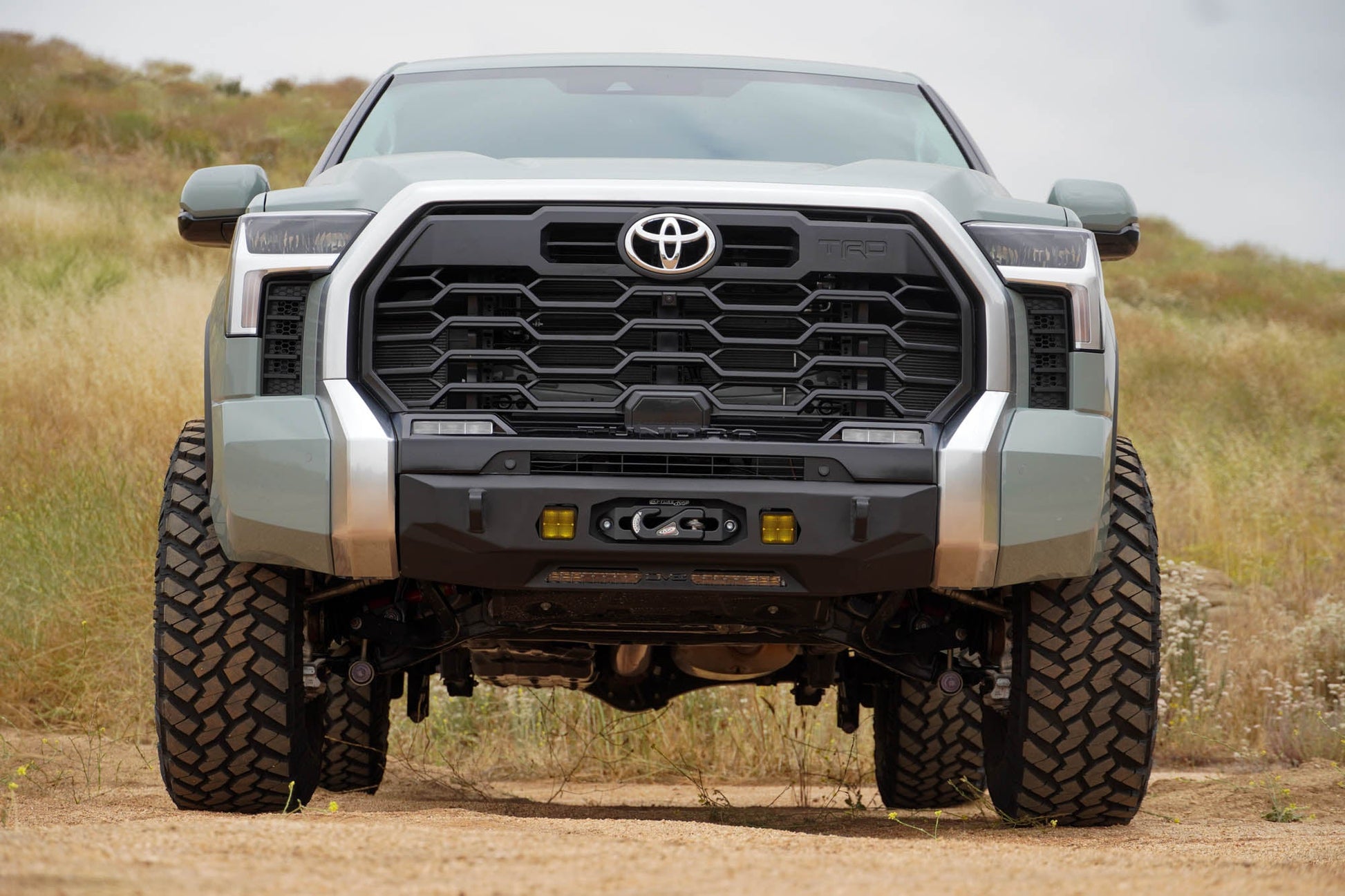 2022-2023-Toyota-Tundra-Centric-Series-Front-Bumper_Installed-11.jpg