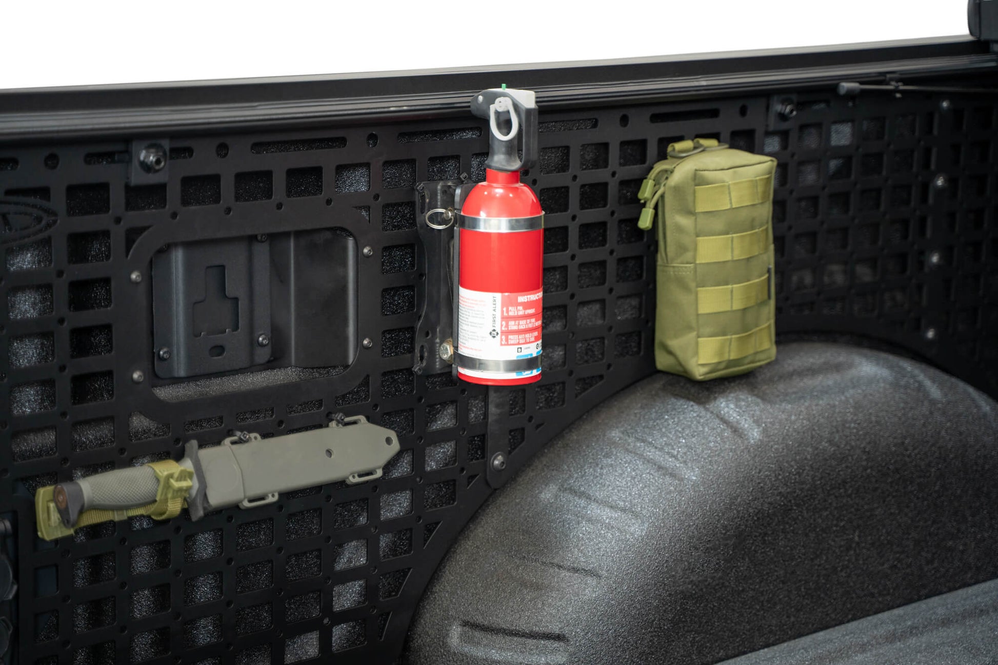 2023-Ford-F-250-350-Super-Duty-Bed-Side-Molle-Panel-driver_Installed_03.jpg