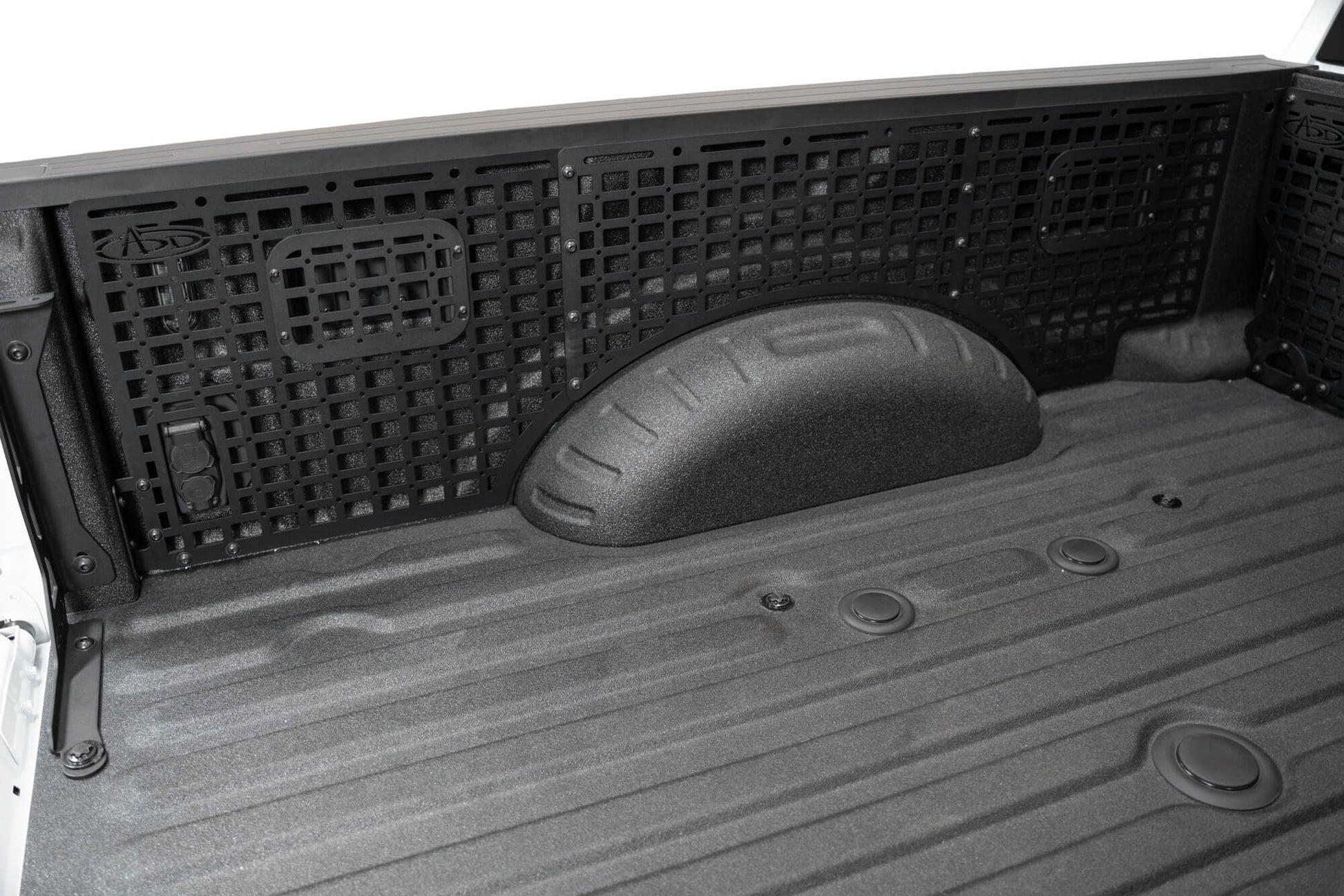 2023-Ford-F-250-350-Super-Duty-Bed-Side-Molle-Panel-driver_Installed_08.jpg