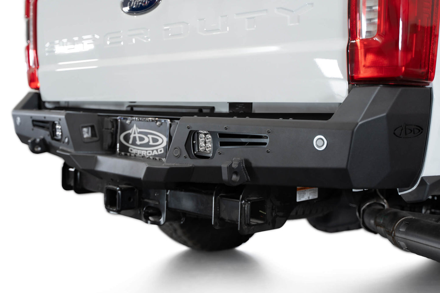 2023-Ford-F-250-350-Super-Duty-Bomber-Rear-Bumper-installed-6.jpg