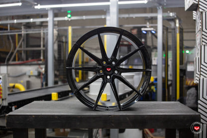 Vossen EVO-2 Wheel | 5x112 Bolt Pattern - Gloss Black / 20x9 / - Front