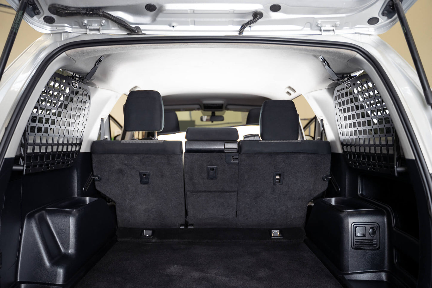 3rd-gen-toyota-4runner-molle-panels-rear-windows.jpg