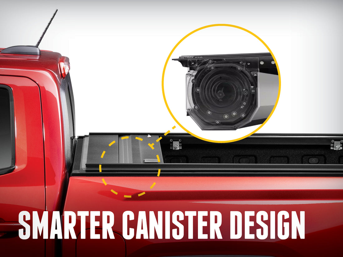RealTruck RetraxONE MX Manual Retractable Tonneau Cover Fits 2021-2022 Nissan Navara, 5' Bed