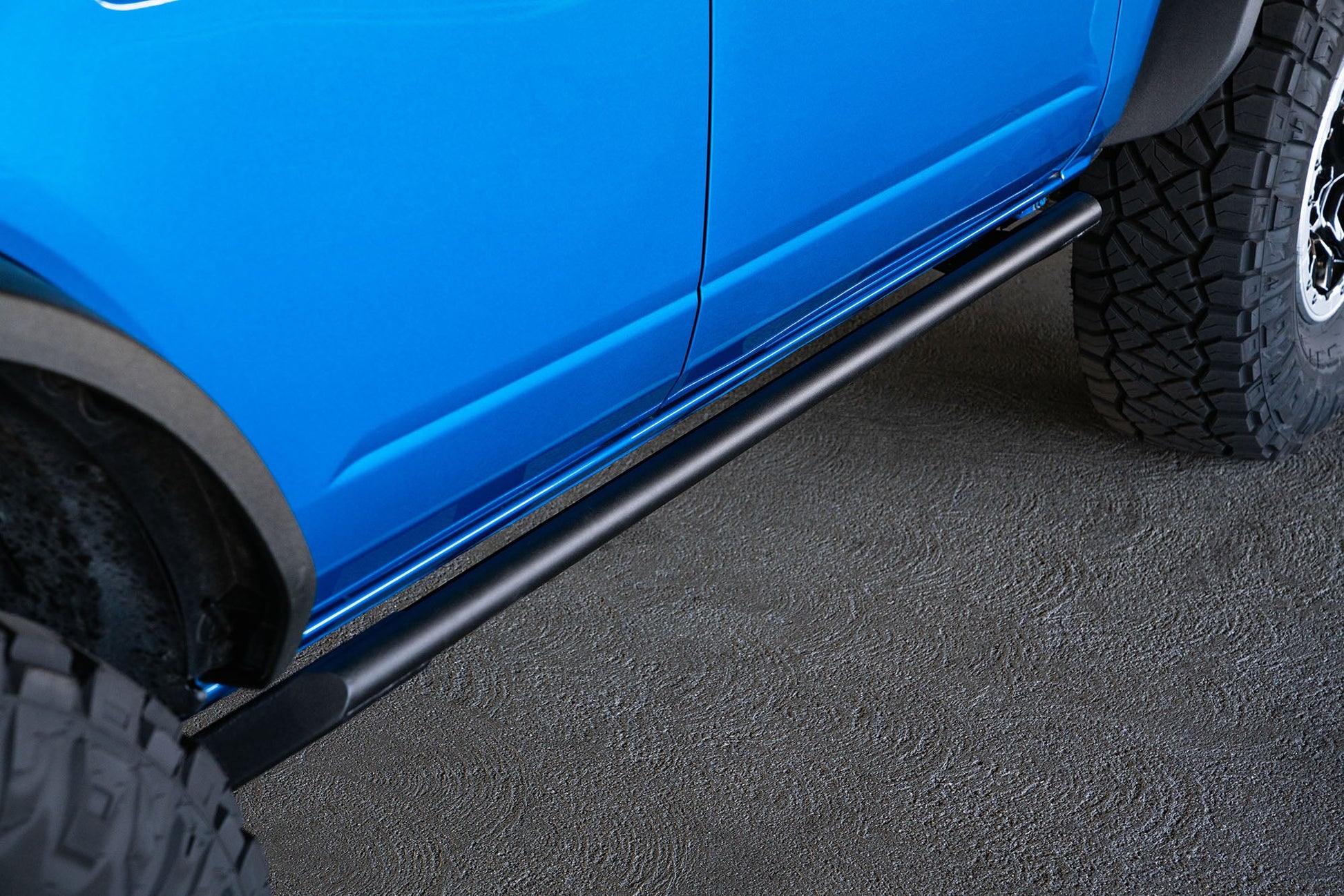 6th-gen-ford-bronco-off-road-rock-sliders.jpg