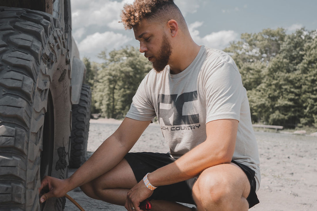 Rough Country RC Grey Logo T-Shirt - Men