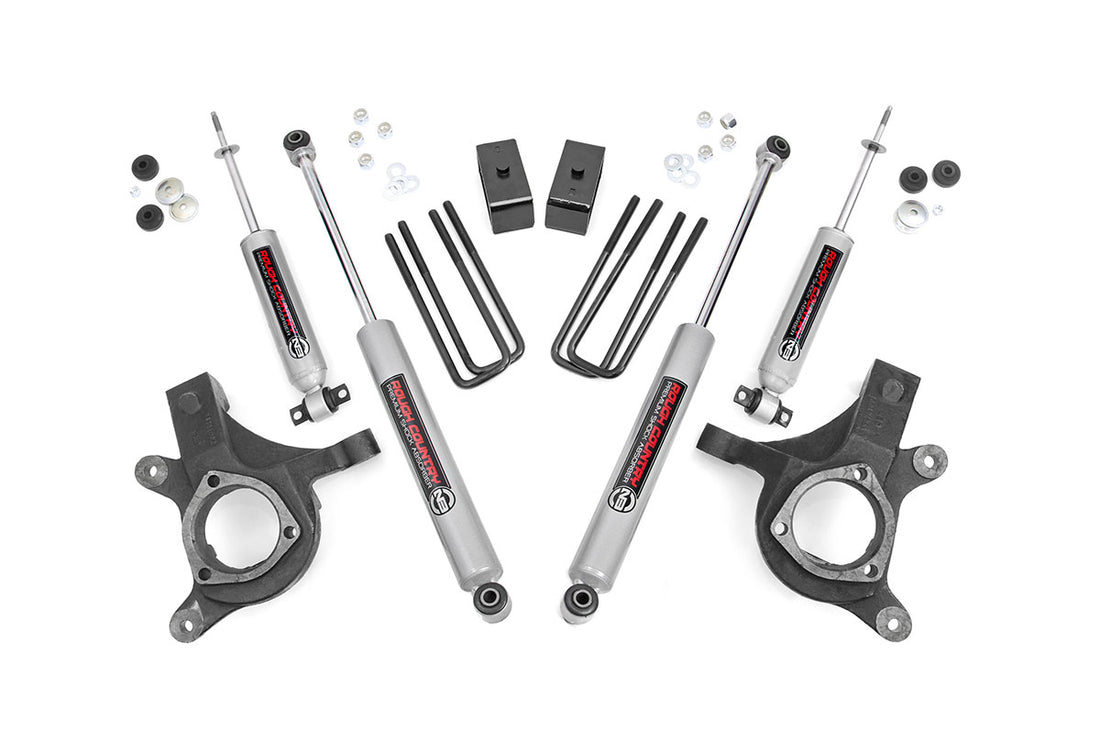 Rough Country 3 Inch Lift Kit | Chevy Silverado & GMC Sierra 1500 2WD (1999-2006 & Classic)