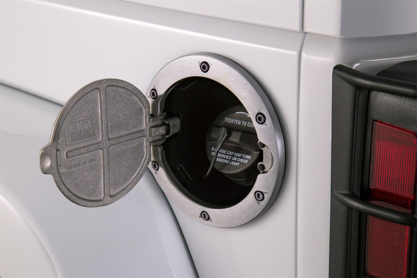 AMP73000-00A_1.jpg; AMP73000-00A_3.jpg; AMP73000-00A_4.jpg; AMP73000-00A_5.jpg