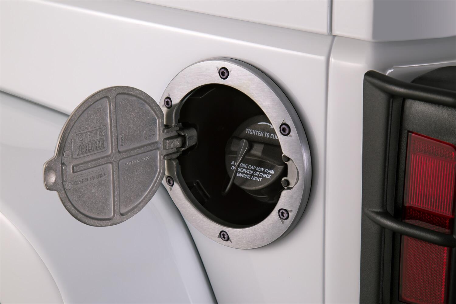 AMP73000-00A_1.jpg; AMP73000-00A_3.jpg; AMP73000-00A_4.jpg; AMP73000-00A_5.jpg