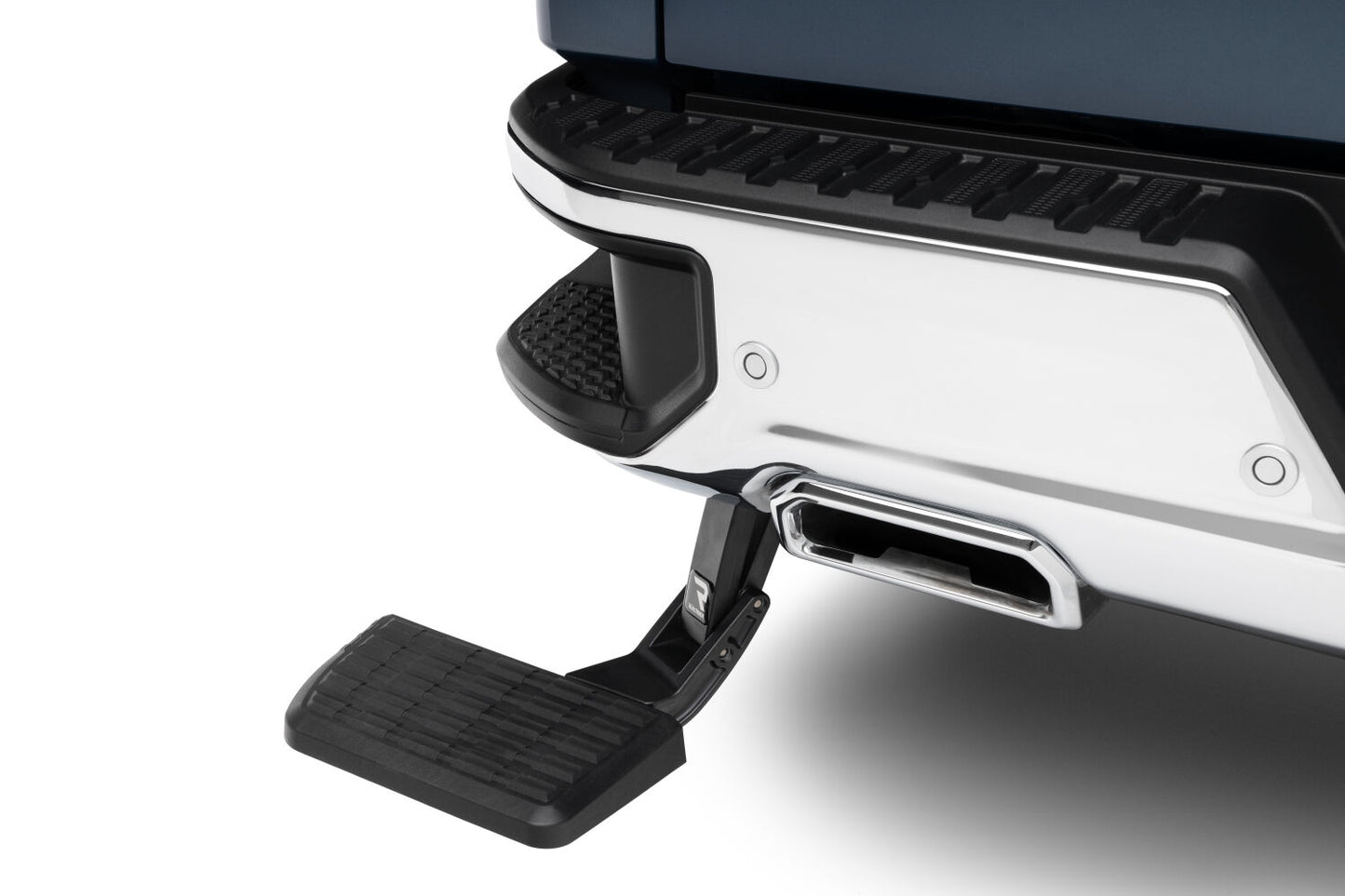 AMPamp-research-bedstep2-2024-gmc-sierra-1500-75415-01A-ov-046-1.jpg