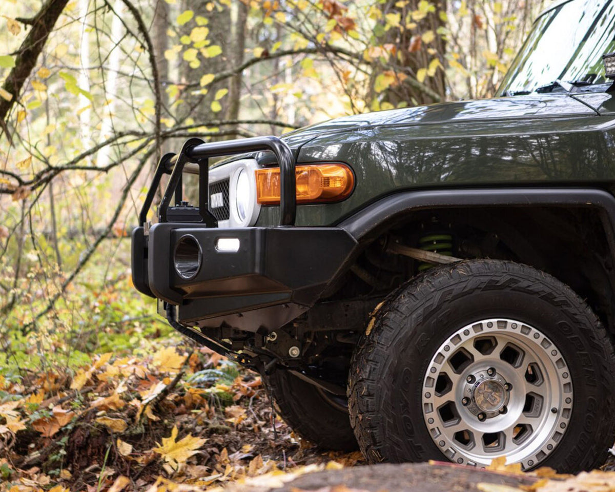 Classic Off Road Bumper for Toyota FJ Cruiser (2007-2014)