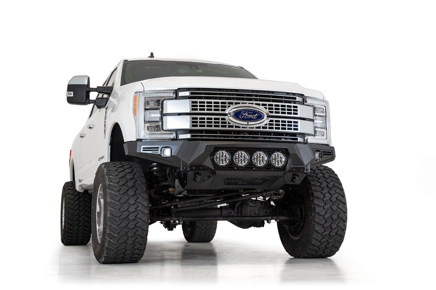 Custom-Ford-F350-front-bumper_1b657480-ca6a-40a3-a947-f5738c8c3258.jpg