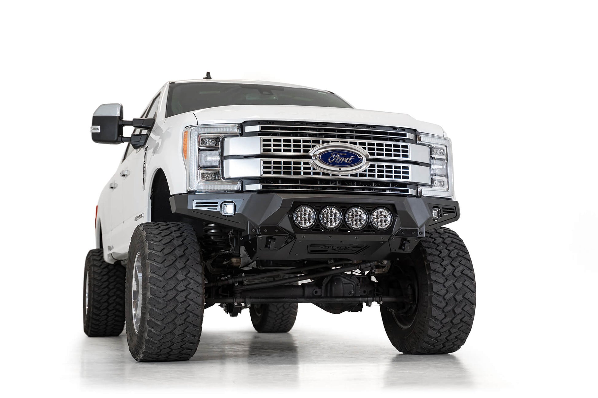 Custom-Ford-F350-front-bumper_1b657480-ca6a-40a3-a947-f5738c8c3258.jpg