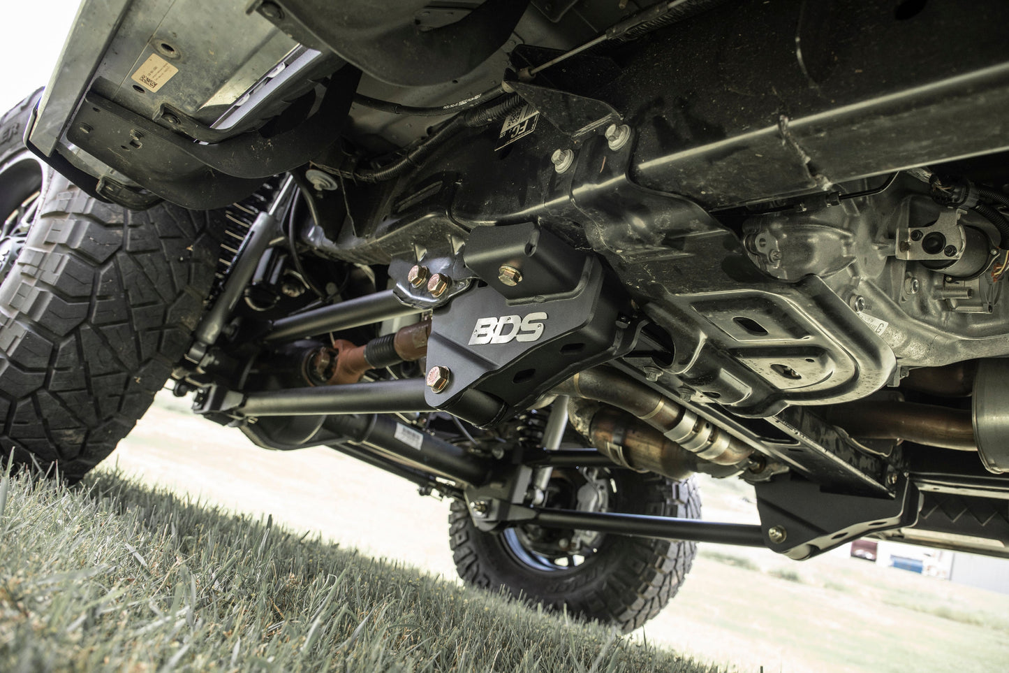 BDS Suspension 5 Inch Lift Kit w/ 4-Link | Ford F250/F350 Super Duty (20-22) 4WD | Gas - Trucks R Us