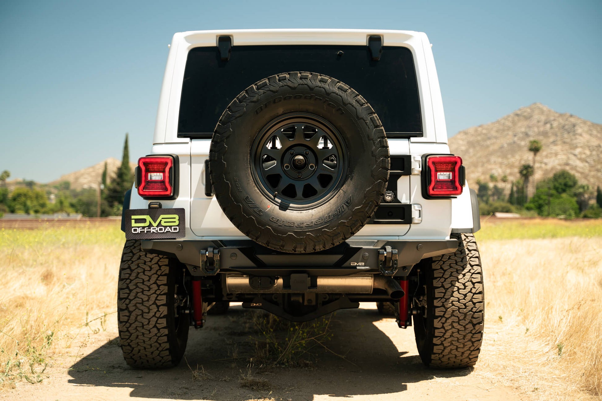 FS-15-Series-Rear-Bumper-2018-2024-Jeep-Wrangler-JL-Installed-1.jpg