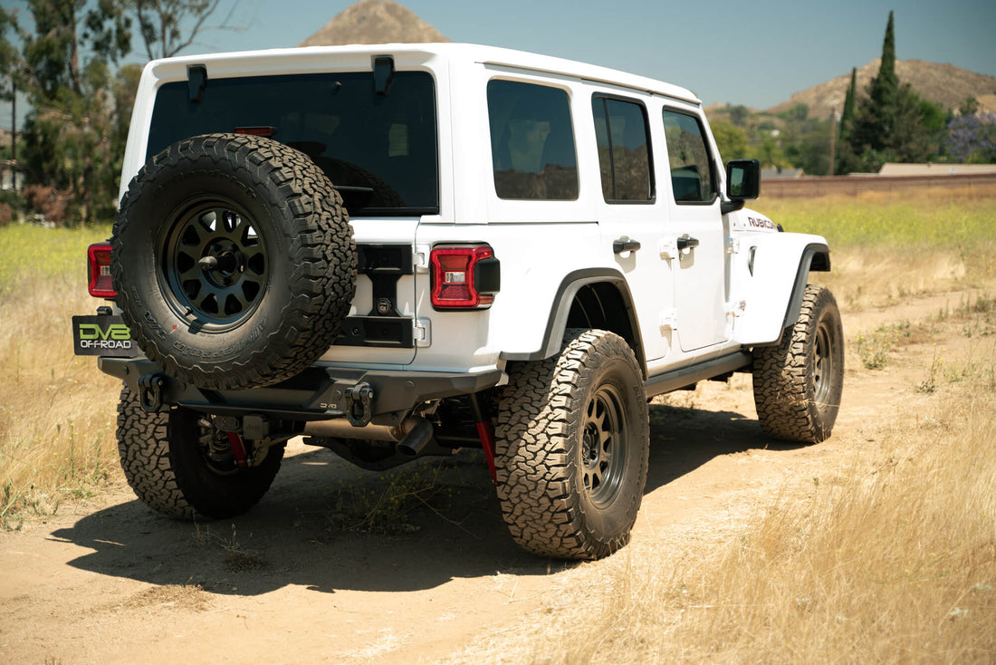 FS-15-Series-Rear-Bumper-2018-2024-Jeep-Wrangler-JL-Installed-4.jpg