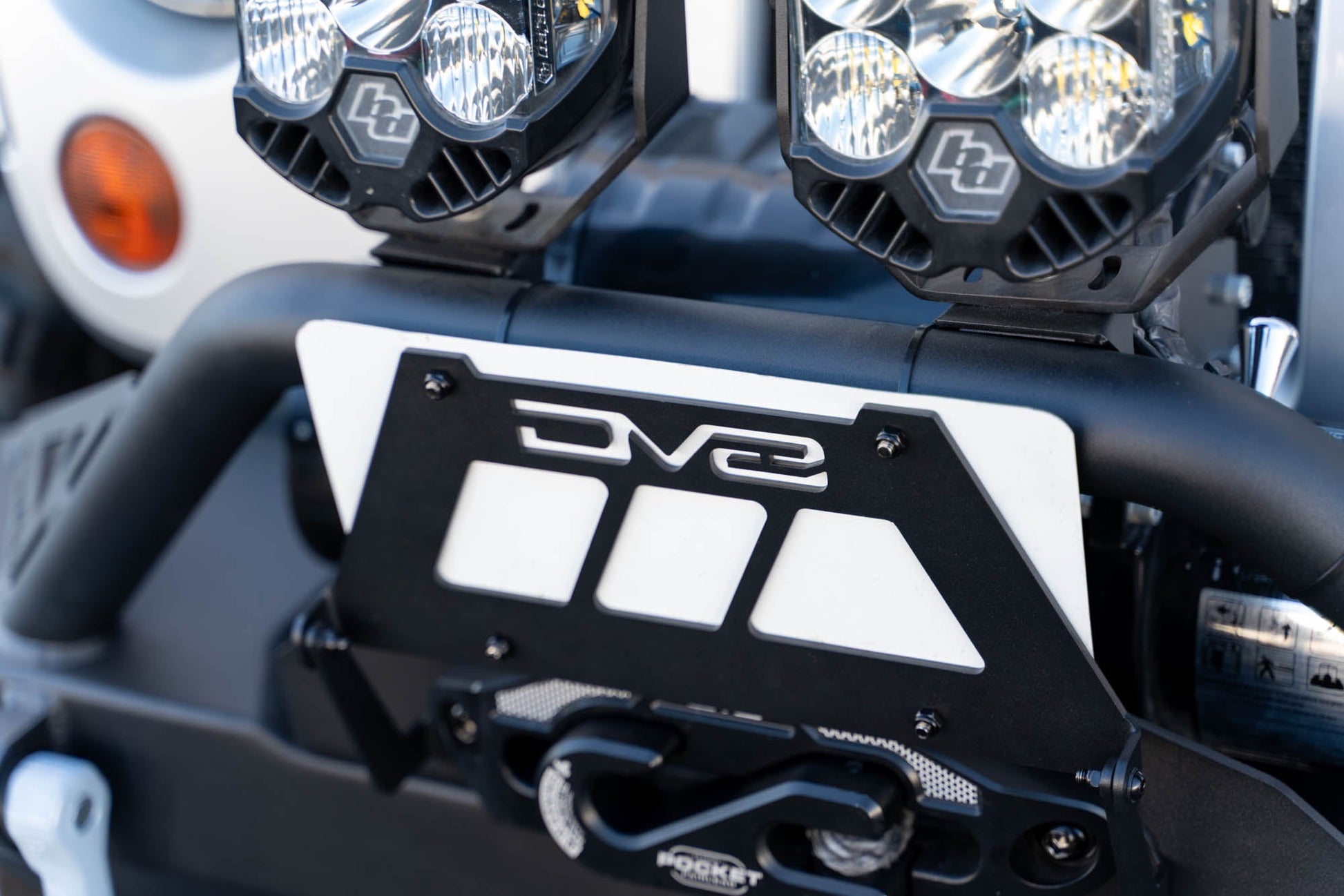 Fairlead-Mounted-Flip-Up-License-Plate-Bracket_Installed-06.jpg